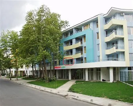 Amazing 2 Bedroom Next To The Apartmán Sluneční pobřeží