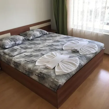 Amazing 2 Bedroom Next To The Sluneční pobřeží